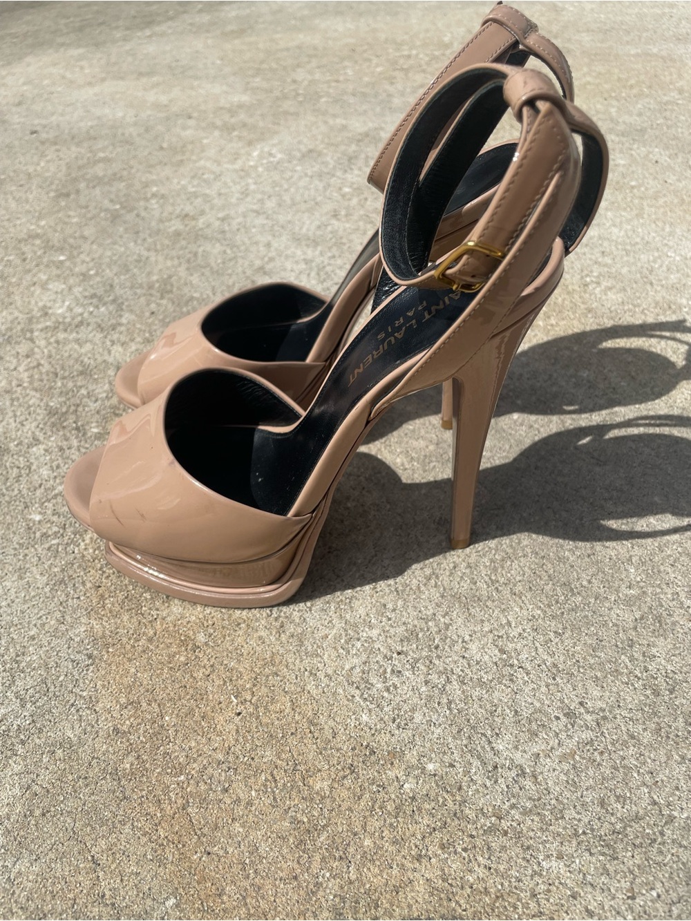 Saint Laurent Nude Patent Leather Ankle Strap Block Heel Sandals | EU 36
